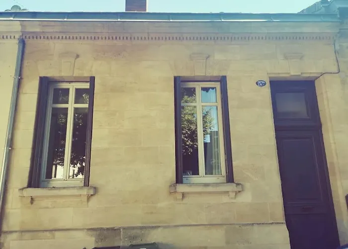Echoppe Bordelaise Avec Jardin Et Piscine